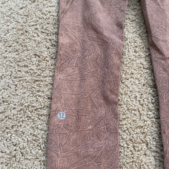 lululemon athletica Brown Patterned Leggings - Picture 4 of 6
